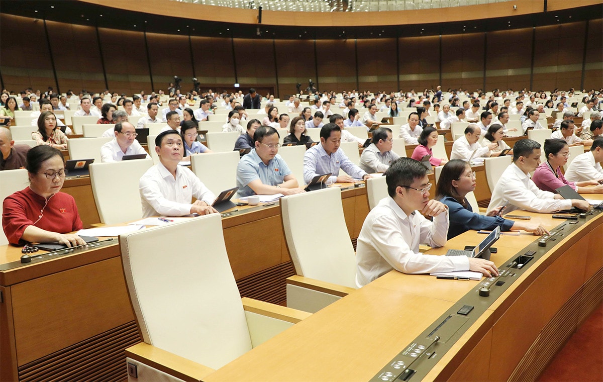 Thông qua Nghị quyết về Chương trình giám sát của Quốc hội năm 2024 -0