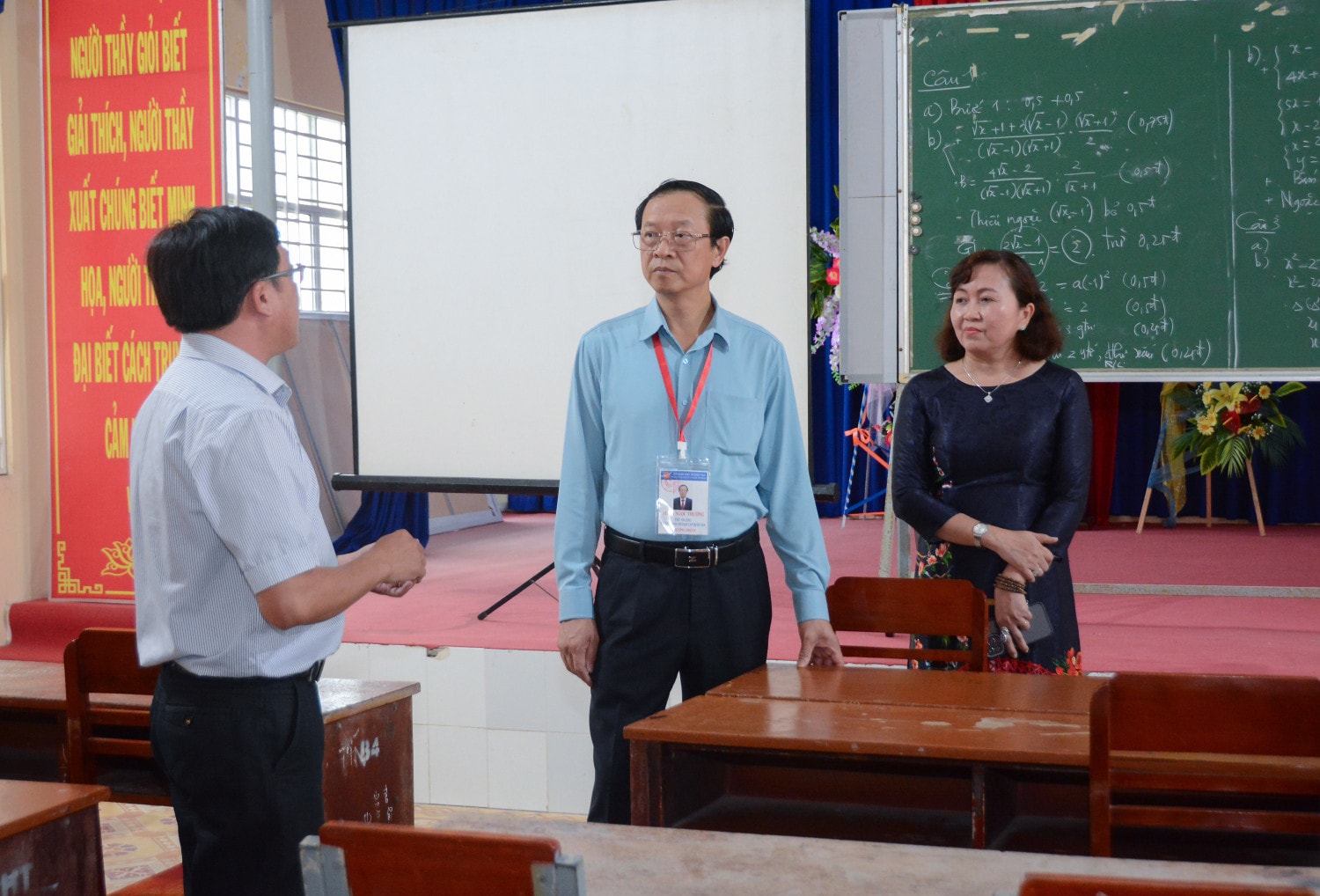 Kỳ thi tốt nghiệp THPT 2023: “Không cán bộ nào được nói không thuộc quy chế” -0