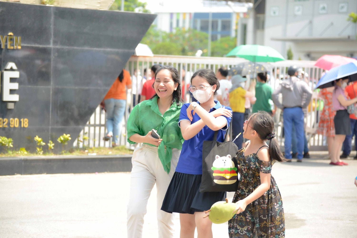 “Những ngôi sao xa xôi” vào đề thi môn Văn lớp 10 của Hà Nội -0