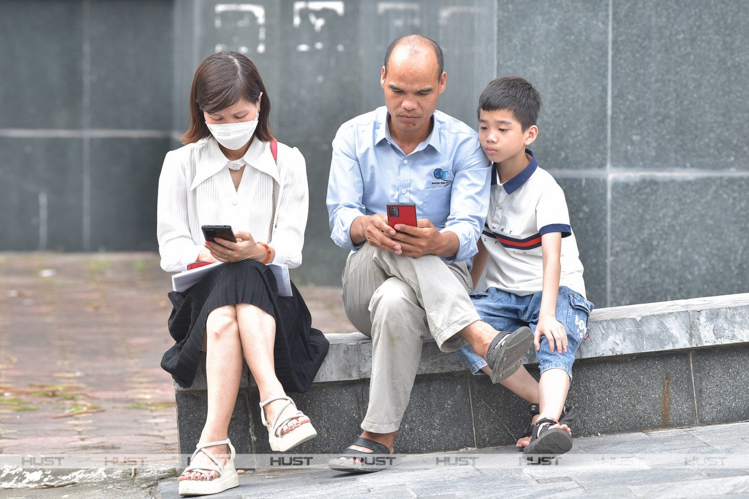 Thí sinh bước vào đợt thi đầu tiên kỳ thi Đánh giá tư duy của Đại học Bách khoa Hà Nội -0
