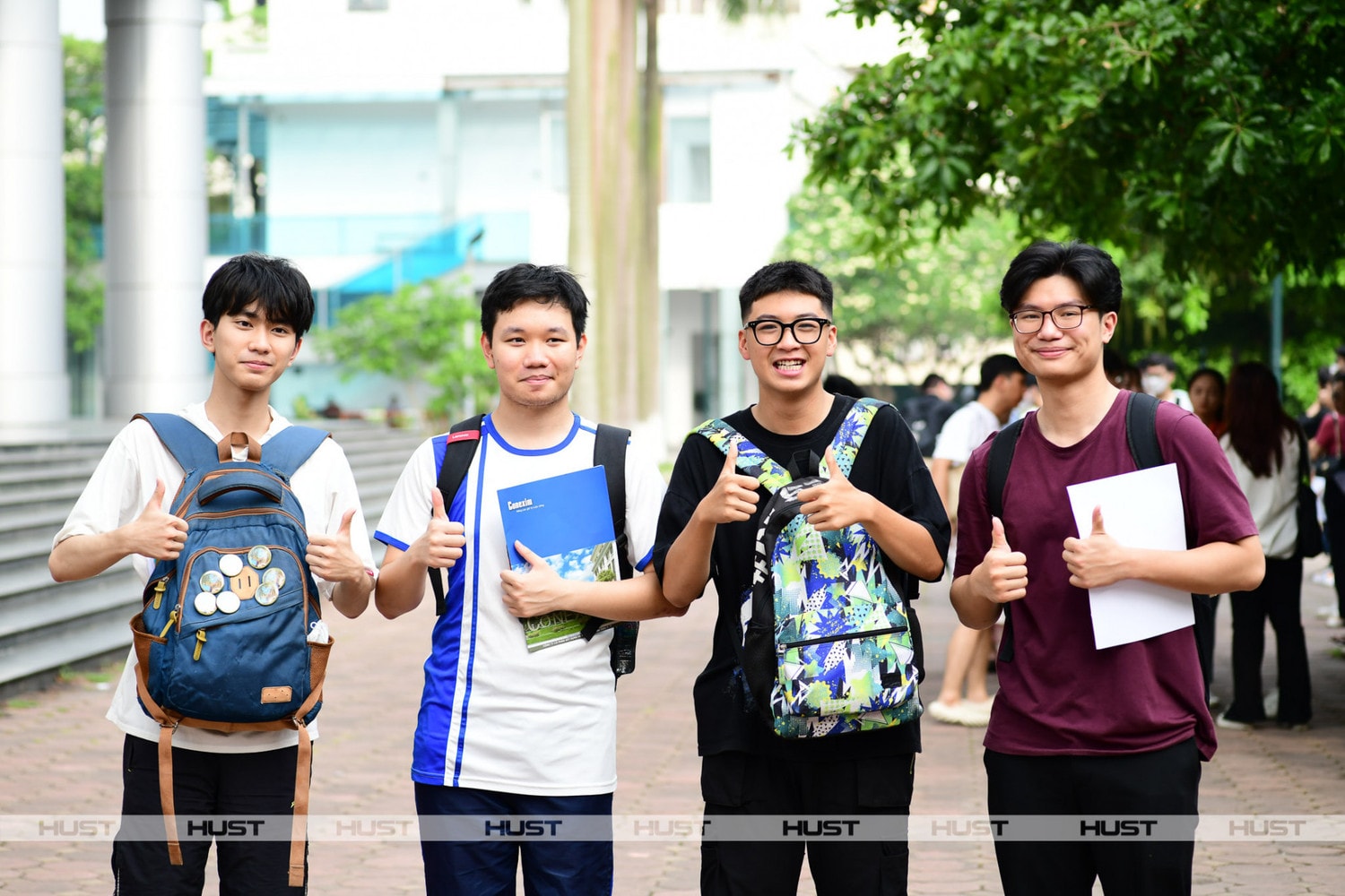 Thí sinh bước vào đợt thi đầu tiên kỳ thi Đánh giá tư duy của Đại học Bách khoa Hà Nội -0