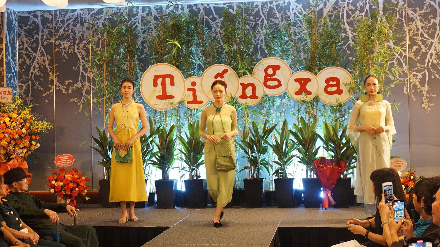 Tác giả Thiệp Nguyễn ra mắt tập thơ ở tuổi 85 -0