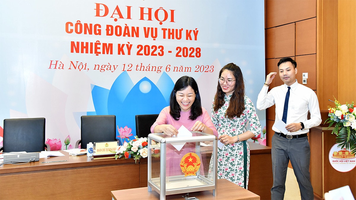 Tổng Thư ký Quốc hội, Chủ nhiệm Văn phòng Quốc hội Bùi Văn Cường dự Đại hội Công đoàn Vụ Thư ký -4