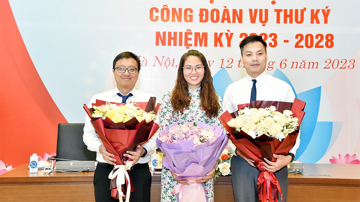 Tổng Thư ký Quốc hội, Chủ nhiệm Văn phòng Quốc hội Bùi Văn Cường dự Đại hội Công đoàn Vụ Thư ký -0