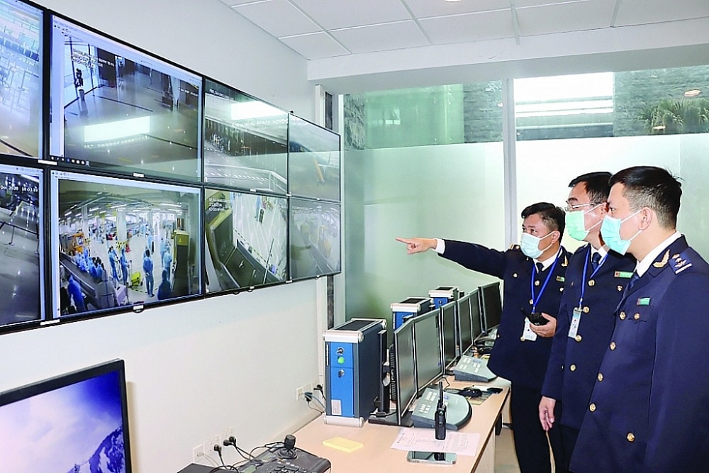 Chuyển đổi số hải quan đáp ứng yêu cầu thông quan hàng hóa -0