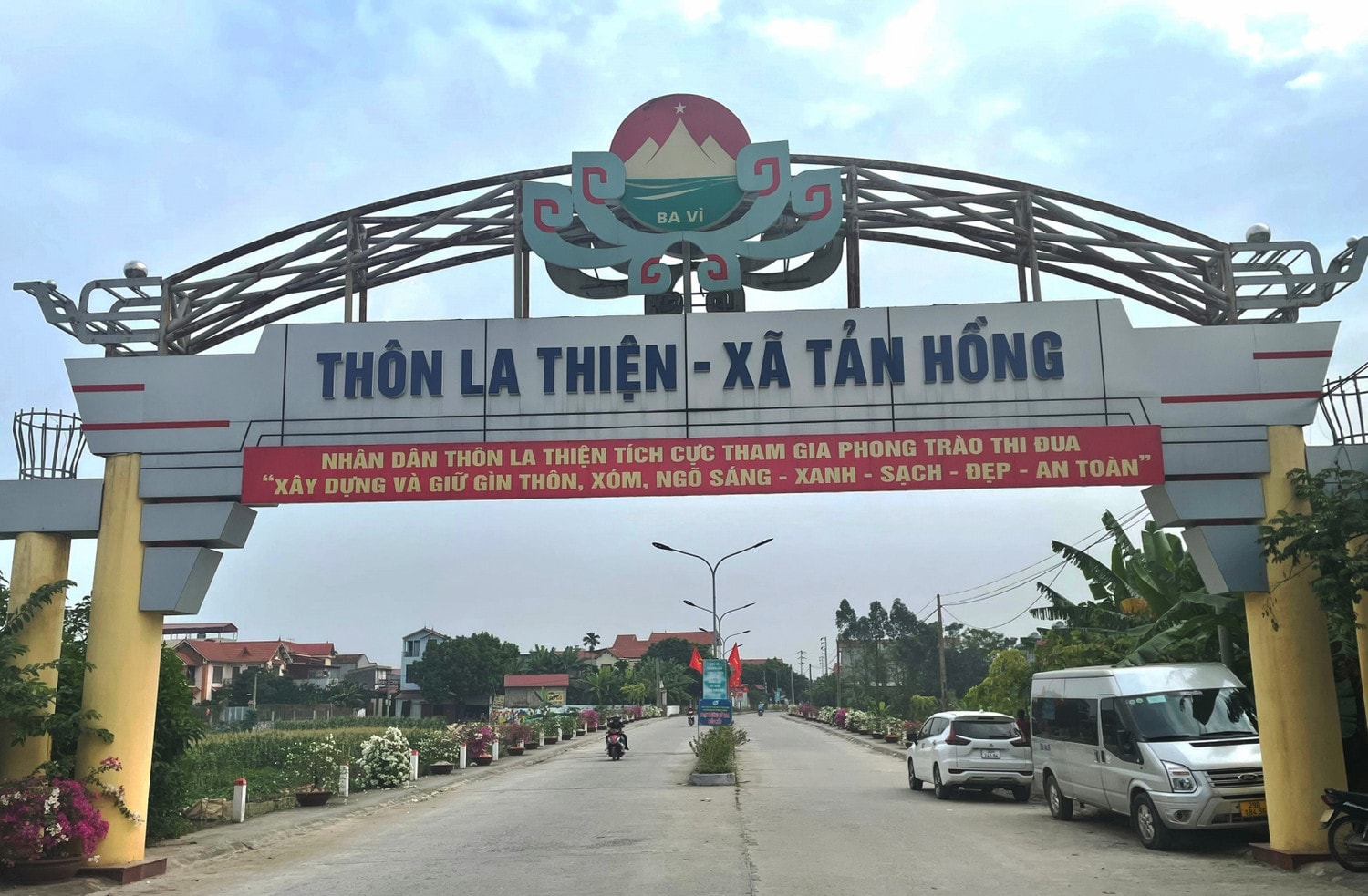 Xã Tản Hồng, huyện Ba Vì với phong trào xây dựng và giữ gìn thôn, xóm sáng-xanh-đẹp