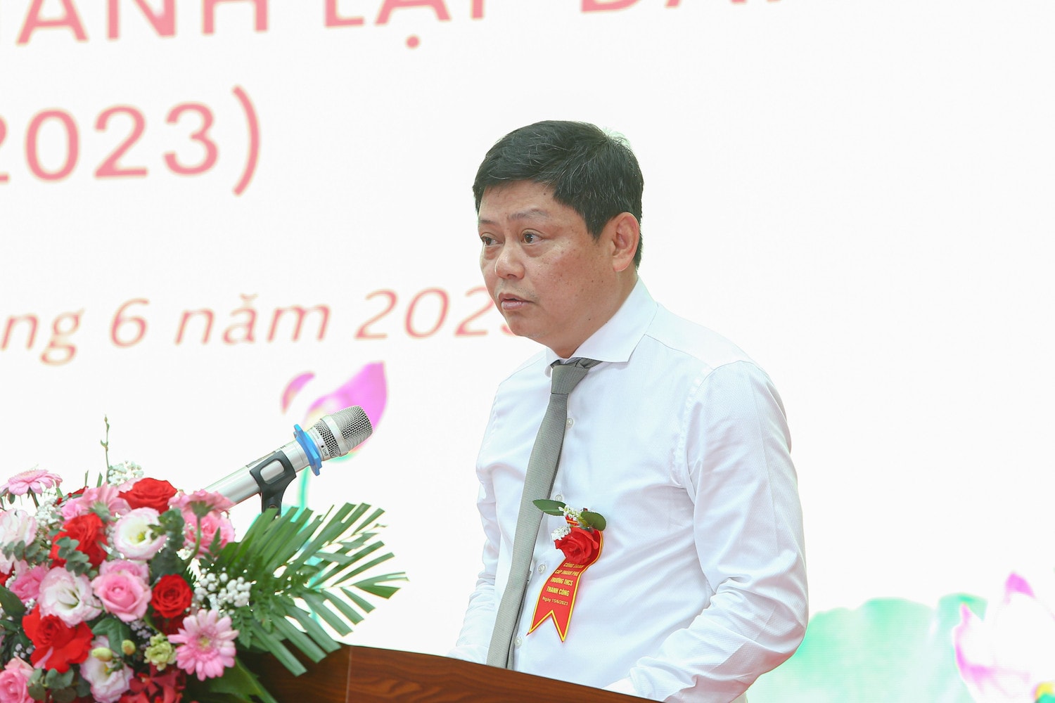 Gắn biển Công trình cấp Thành phố - Trường THCS Thành Công -0