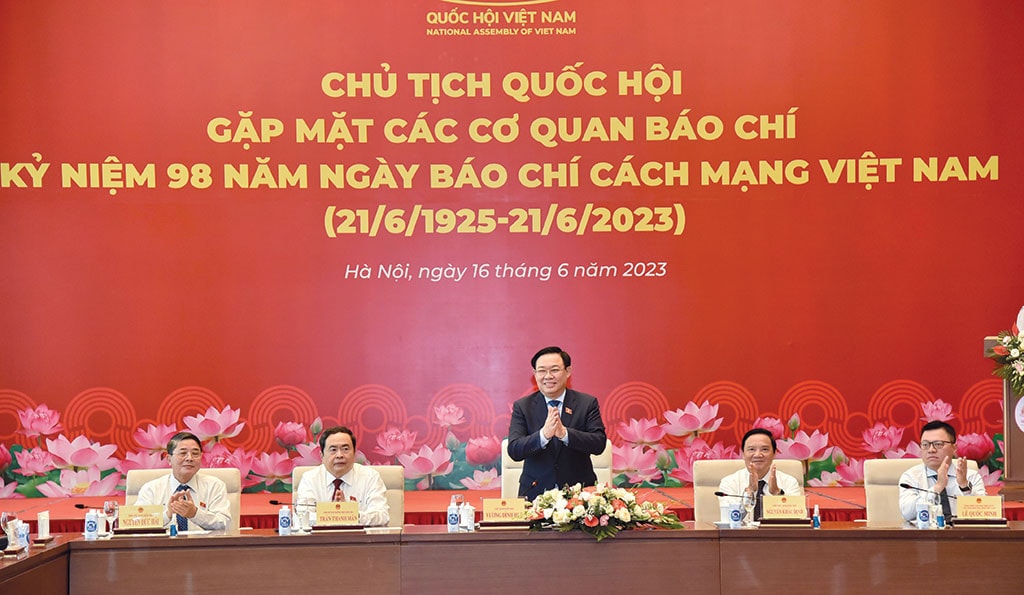 Chủ tịch Quốc hội Vương Đình Huệ: Báo chí phải luôn là vũ khí sắc bén của Đảng, diễn đàn rộng lớn, mạnh mẽ của Nhân dân -0