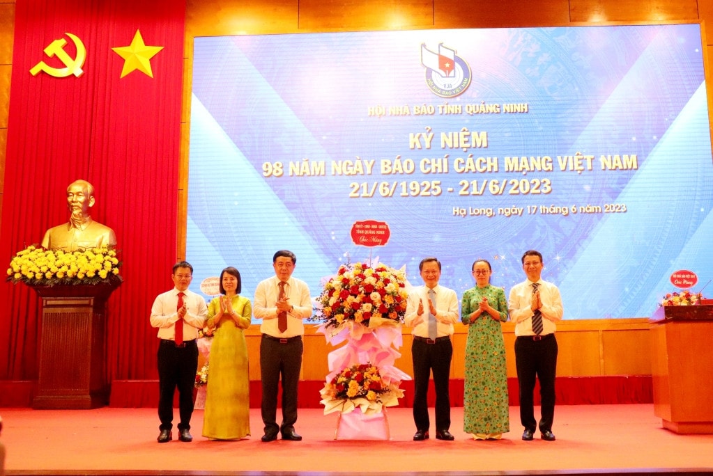 Quảng Ninh: Kỷ niệm 98 năm Ngày báo chí cách mạng Việt Nam và trao giải Báo chí tỉnh năm 2022 -0