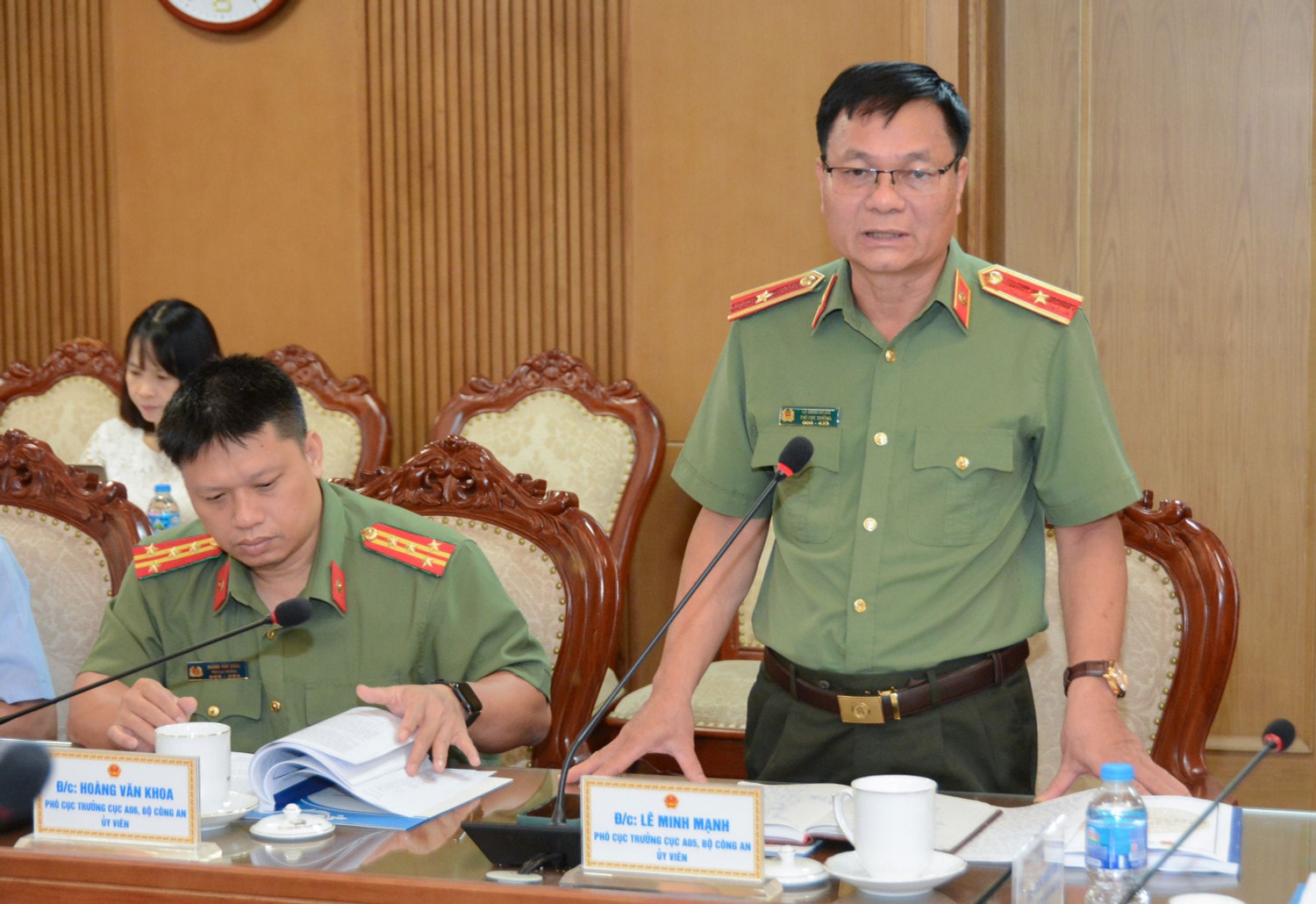 Bộ Công an rà soát, xử lý hành vi mua bán các thiết bị ghi âm, ghi hình, gian lận thi cử -0