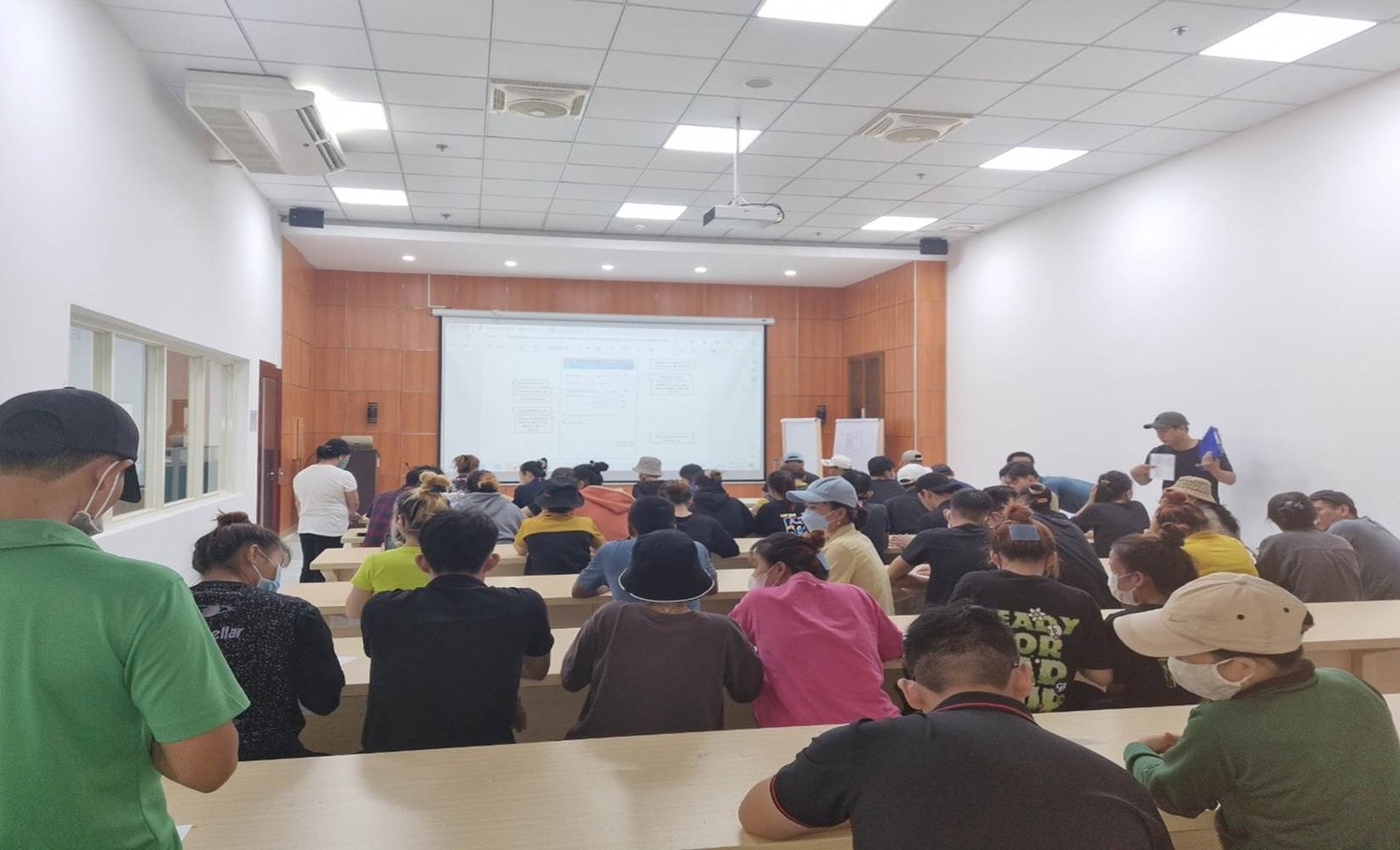 Đồng Nai: Hướng dẫn cài đặt, đăng ký VssID cho người lao động -0