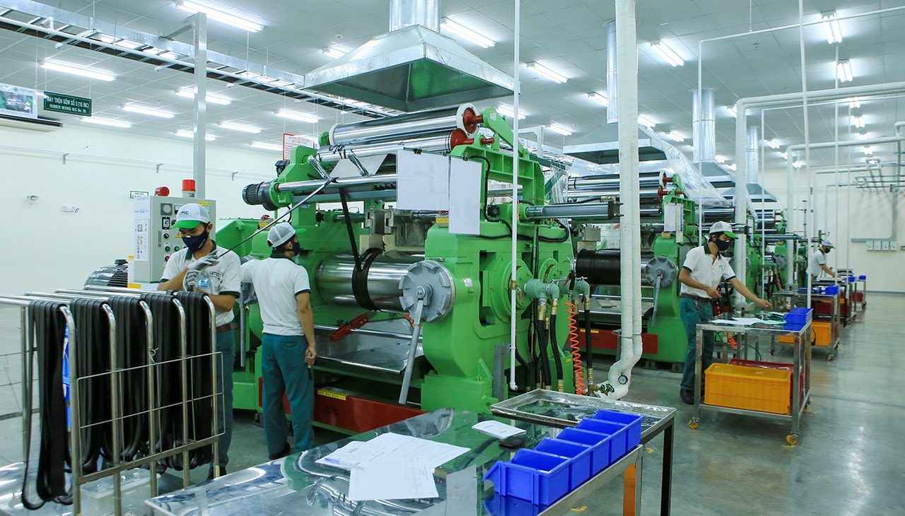 Bình Dương tháo gỡ khó khăn, vướng mắc hỗ trợ doanh nghiệp phục hồi sản xuất