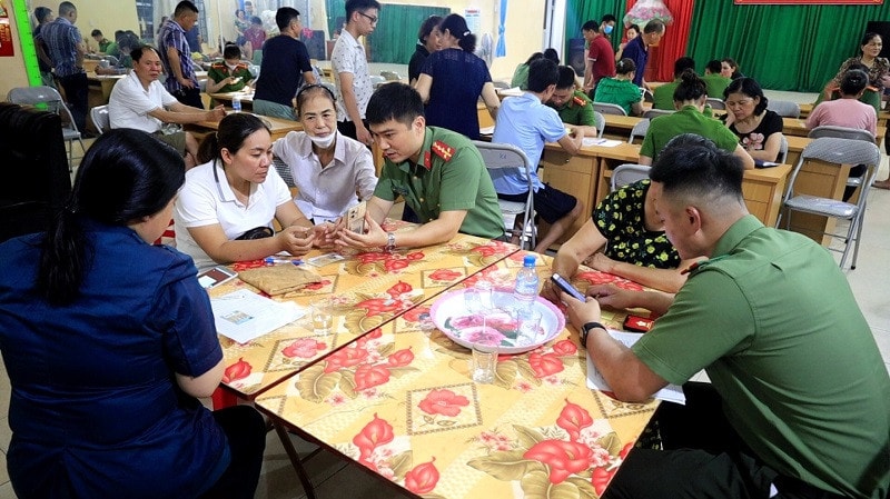 Lạng Sơn: 90% công dân đủ điều kiện đã được cấp CCCD gắn chip điện tử -0