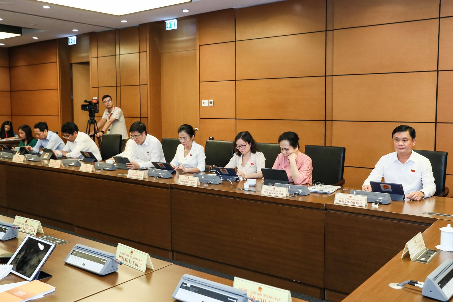 Không nên bắt buộc mua bán nhà hình thành trong tương lai phải qua sàn -0