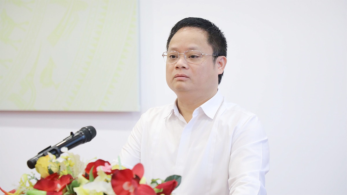 Văn phòng Quốc hội trao quyết định bổ nhiệm Phó Vụ trưởng Vụ Quốc phòng và An ninh -1
