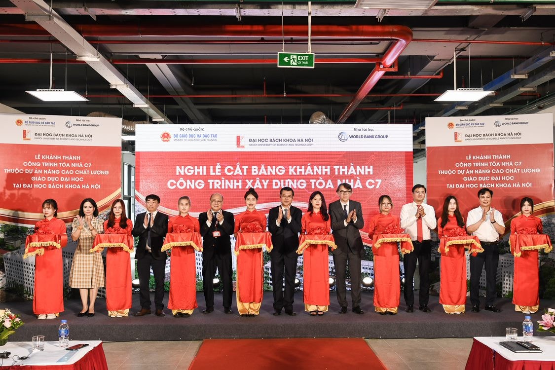 Đại học Bách khoa Hà Nội khánh thành tòa nhà C7 thuộc Dự án do World Bank tài trợ -0
