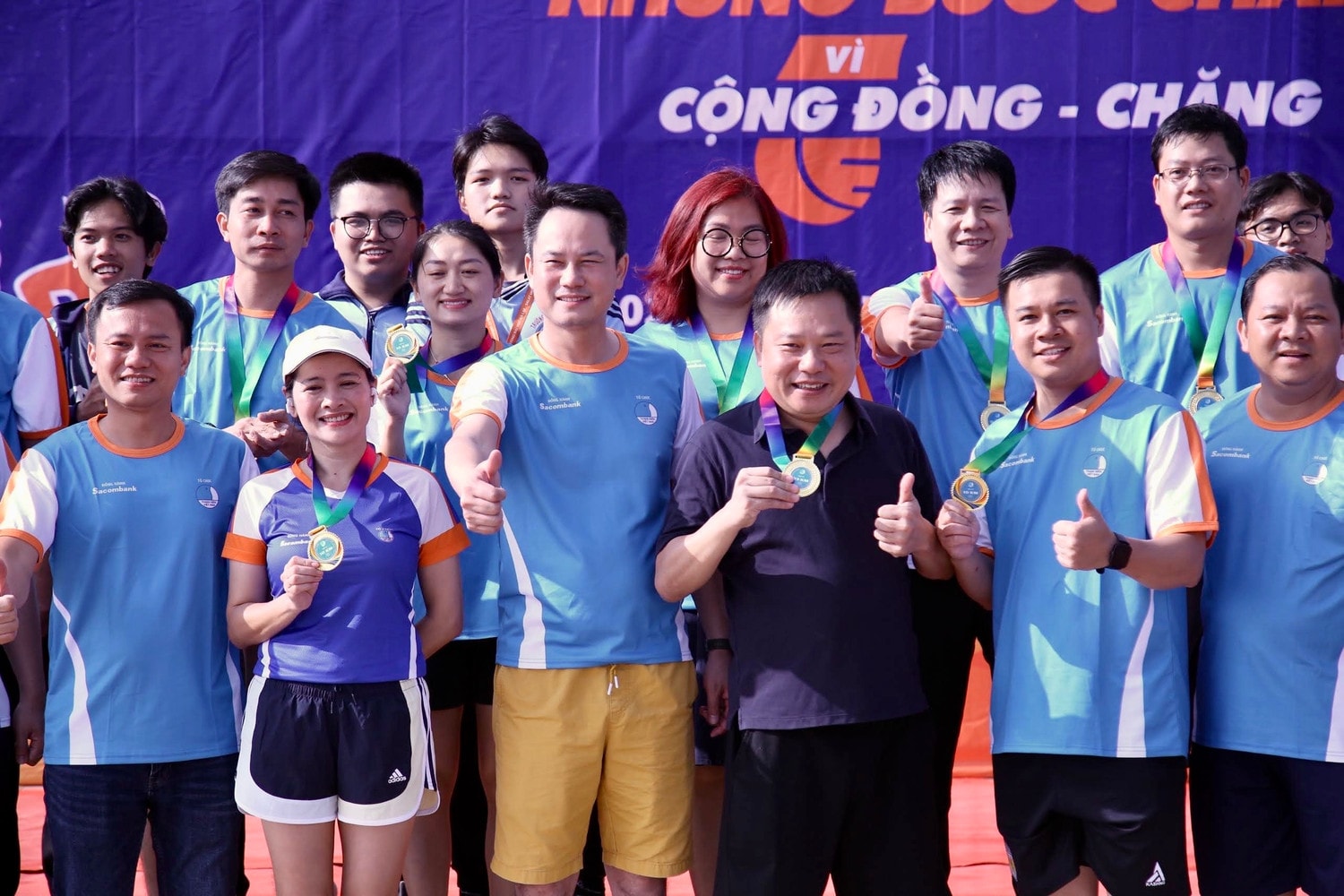 Khởi động Chặng 11 của Chương trình “Những bước chân vì cộng đồng” -0