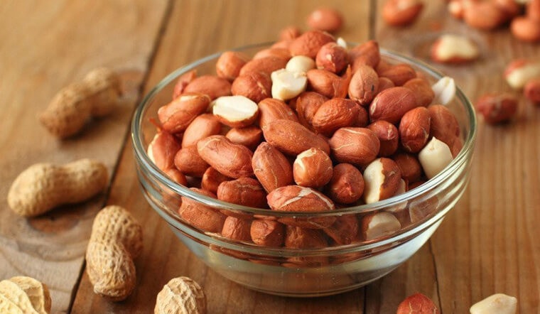 Có nên kiêng tuyệt đối trứng, chuối, lạc trong mùa thi? -0