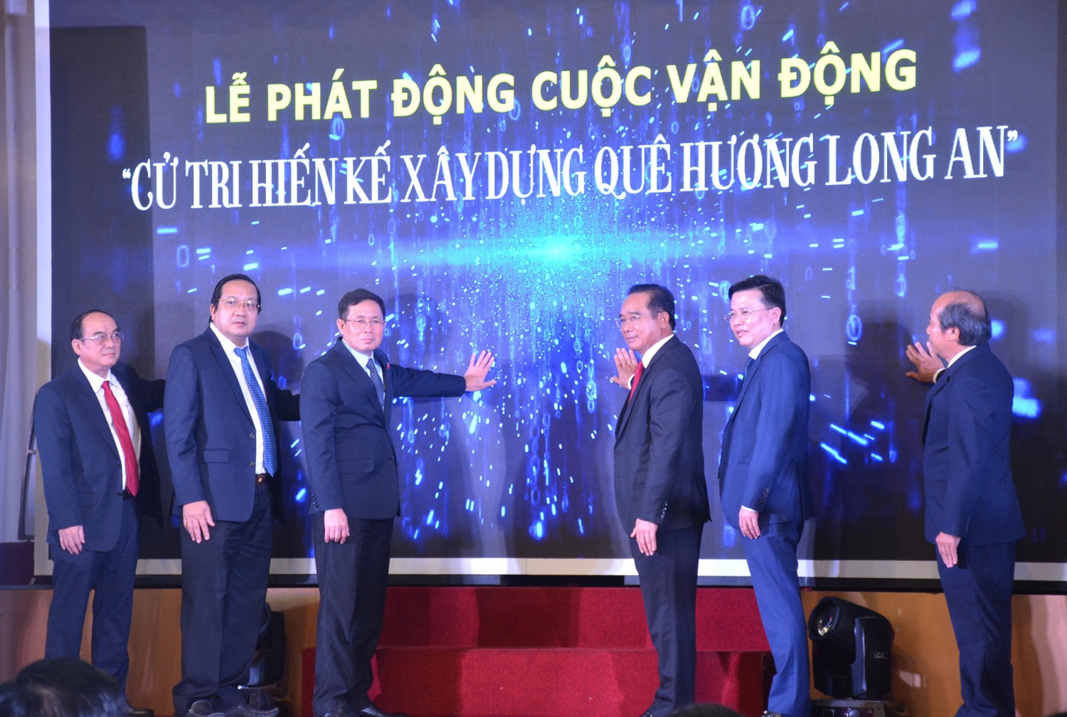 Long An: Phát động Cuộc vận động “Cử tri hiến kế xây dựng quê hương” ảnh 1 Phát động Cuộc vận động “Cử tri hiến kế xây dựng quê hương”
