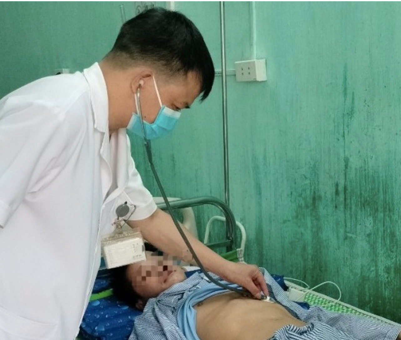 24 ngày cứu bệnh nhân bị uốn ván nguy kịch thoát khỏi lưỡi hái tử thần -0