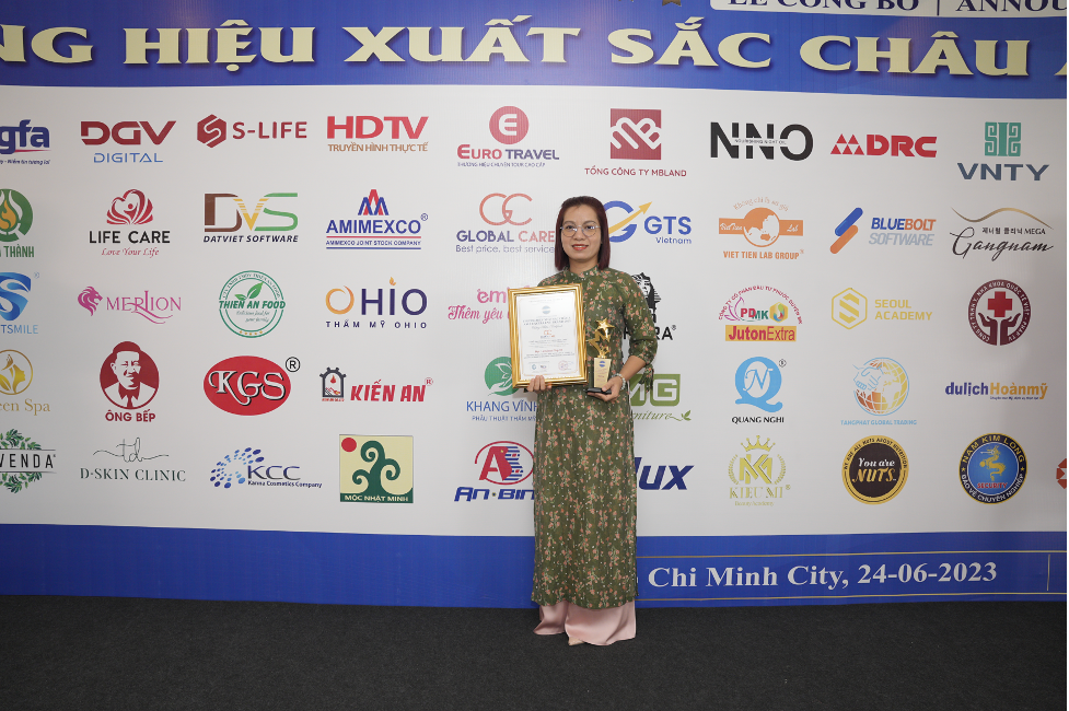 Global Care được vinh danh Top 10 – Thương hiệu chuyển đổi số xuất sắc Châu Á 2023 -0