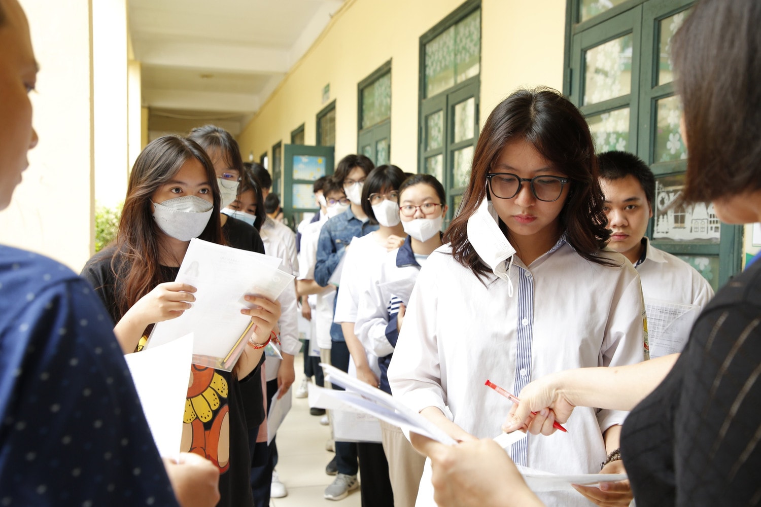 Sáng nay, hơn 1 triệu thí sinh bước vào thi môn Ngữ văn -0