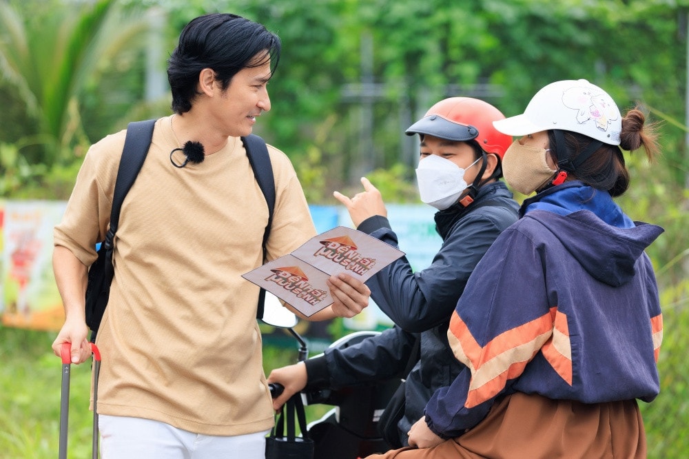Chương trình thực tế mưu sinh trái nghề đầu tiên của nghệ sĩ -0