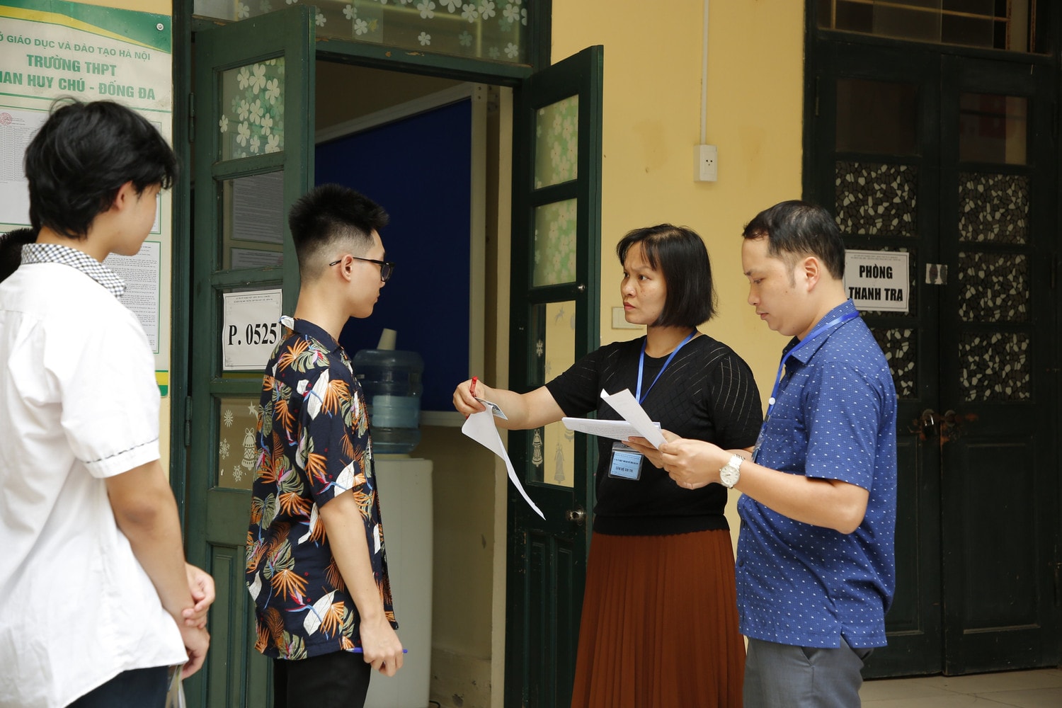 Sáng nay, hơn 1 triệu thí sinh bước vào thi môn Ngữ văn -0
