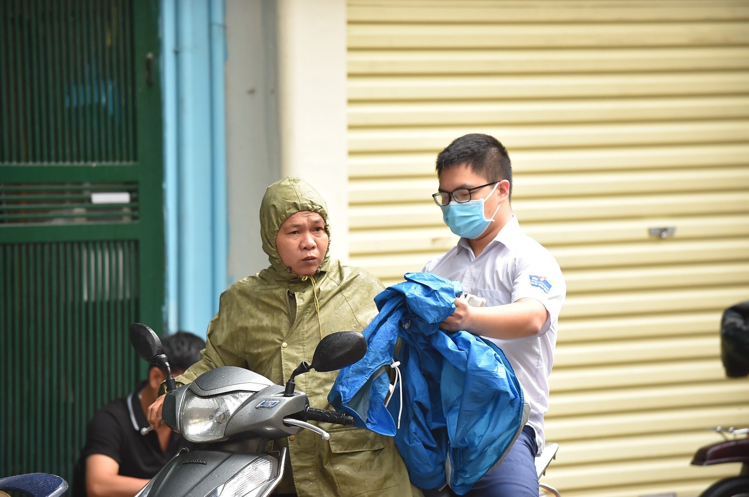 Sáng nay, thí sinh bước vào thi môn đầu tiên Ngữ Văn -0
