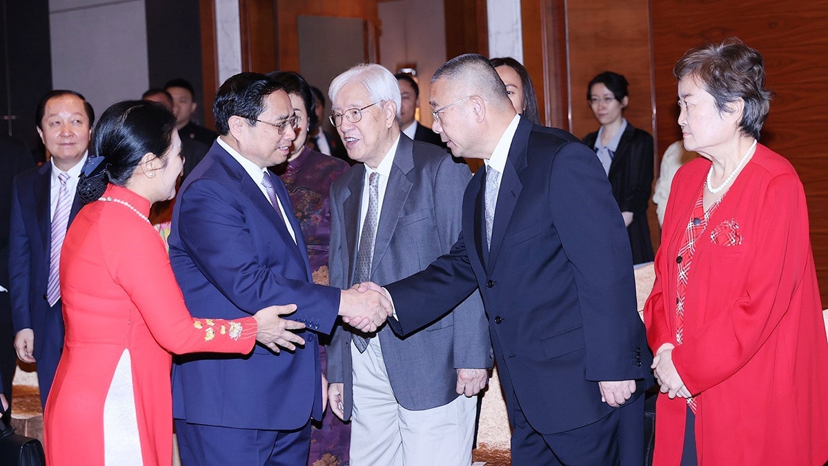 Thủ tướng Chính phủ Phạm Minh Chính gặp mặt các nhân sĩ hữu nghị Trung Quốc -1