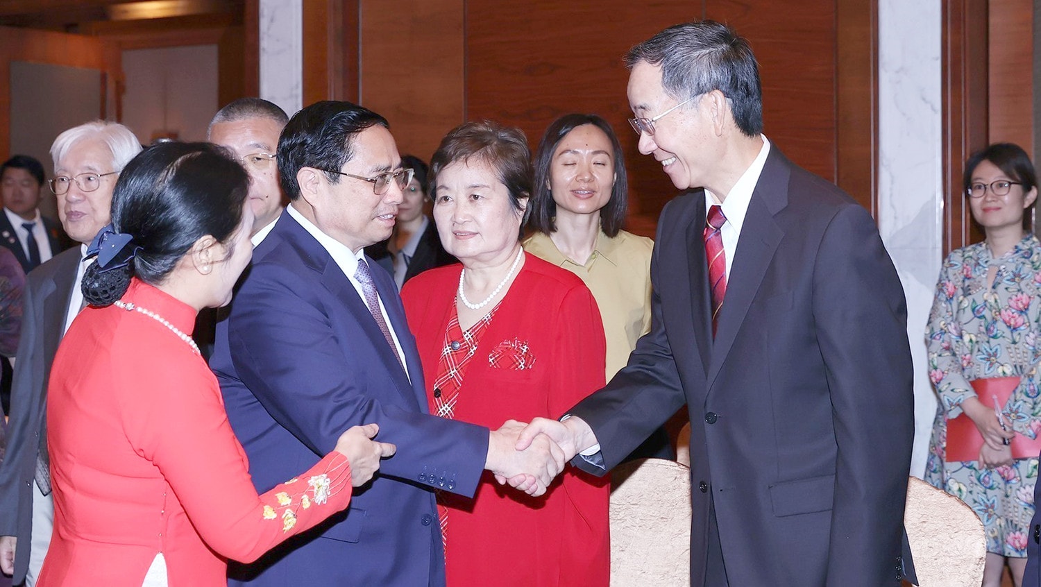 Thủ tướng Chính phủ Phạm Minh Chính gặp mặt các nhân sĩ hữu nghị Trung Quốc