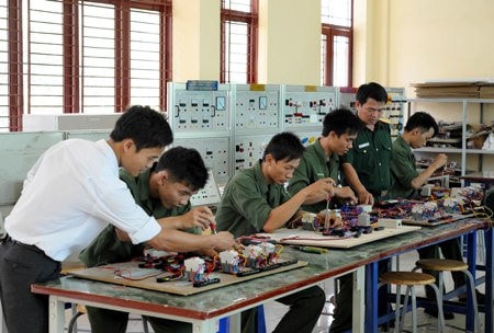 Chính sách hỗ trợ đào tạo nghề trình độ sơ cấp cho bộ đội xuất ngũ -0