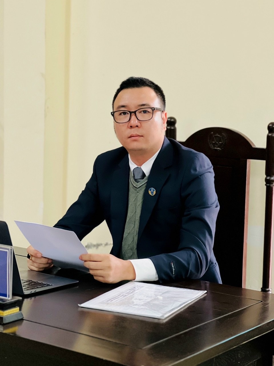 Chế tài xử lý tội giả mạo trong công tác -0