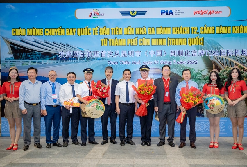 Thừa Thiên Huế đón chuyến bay quốc tế đầu tiên đến Nhà ga T2 Phú Bài -0