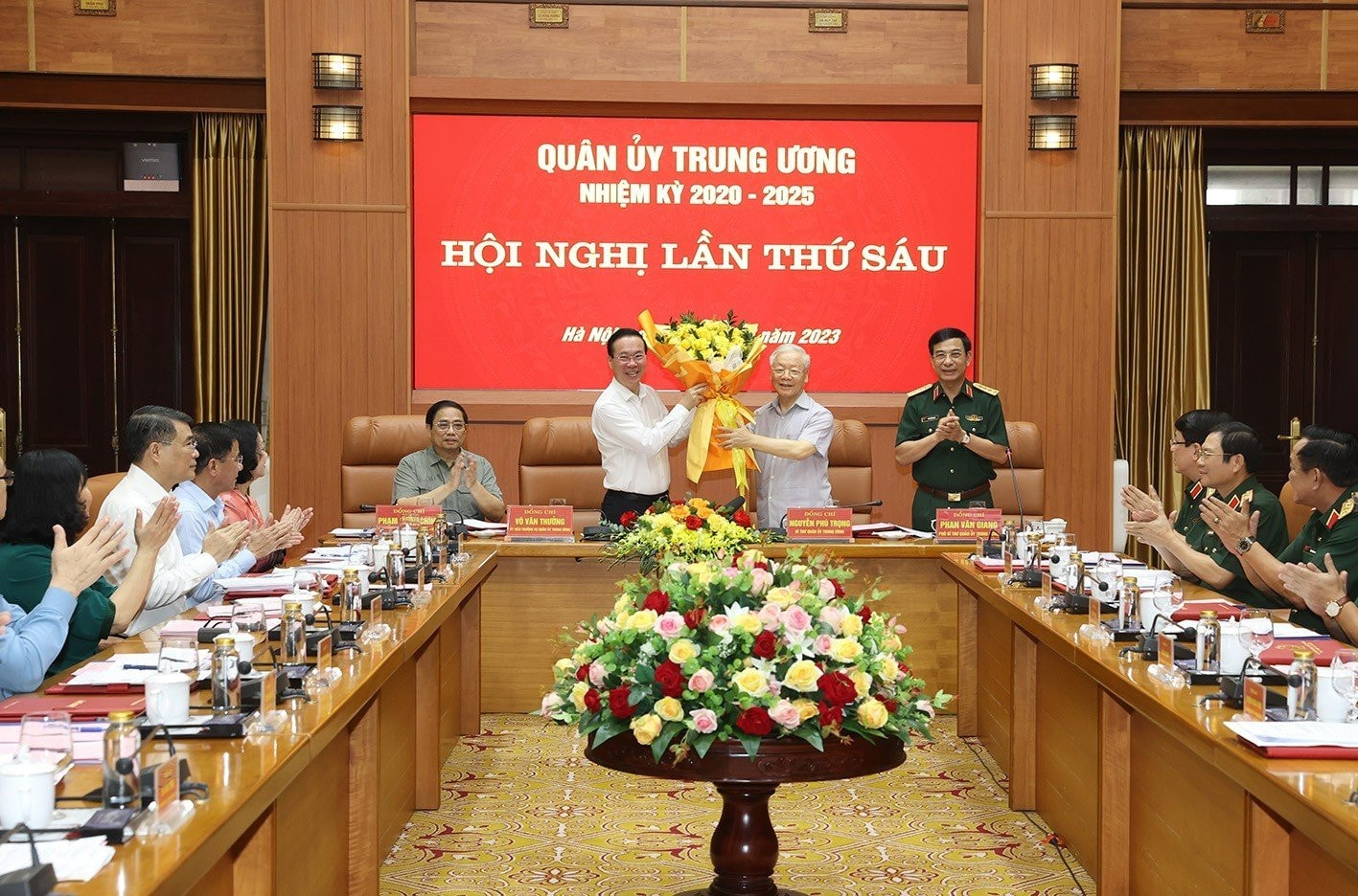 Tập trung lãnh đạo toàn quân chủ động nắm chắc tình hình, tham mưu đúng, trúng, kịp thời các giải pháp, xử lý thắng lợi các tình huống -0