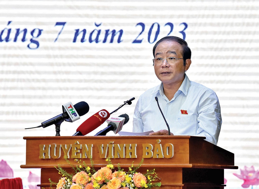 Chủ tịch Quốc hội Vương Đình Huệ tiếp xúc cử tri huyện Vĩnh Bảo, thành phố Hải Phòng -0