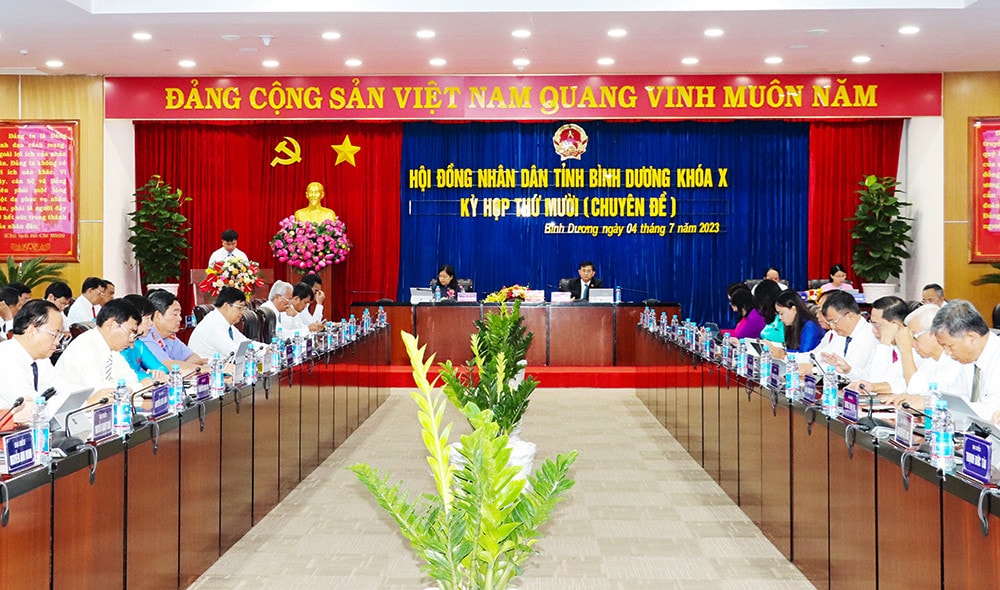 Kỳ họp thứ 10 (chuyên đề) HĐND tỉnh Bình Dương khoá X đã thông qua 12 Nghị quyết. Ảnh: Cổng TTĐTBD