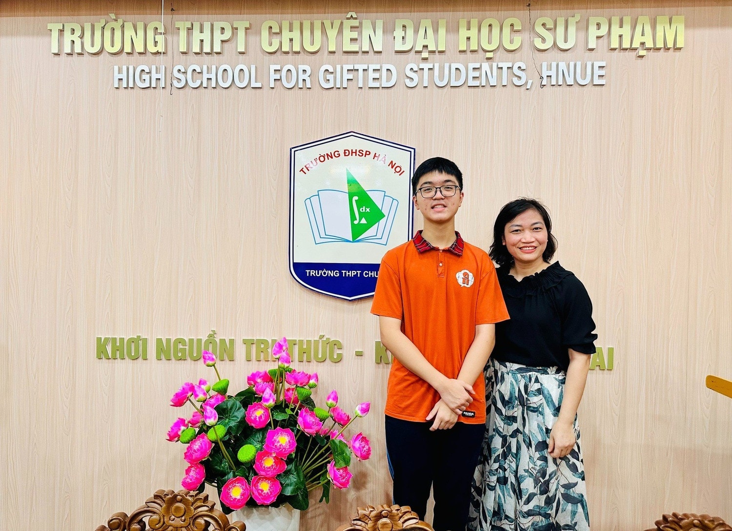 Thủ khoa thi vào lớp 10 ở Hà Nội chọn học THPT Chuyên Sư phạm -0