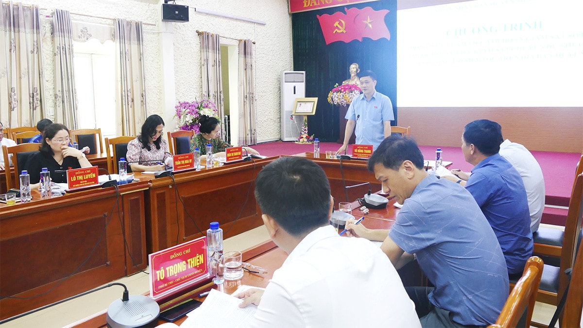 Đoàn giám sát của Quốc hội làm việc tại huyện Mường Ảng, tỉnh Điện Biên -2