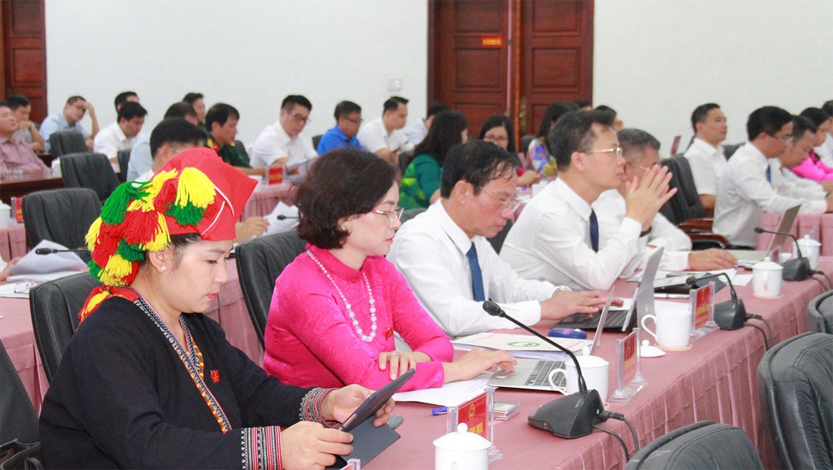 Lào Cai: Khai mạc Kỳ họp thứ 13 HĐND tỉnh Khóa XVI -2