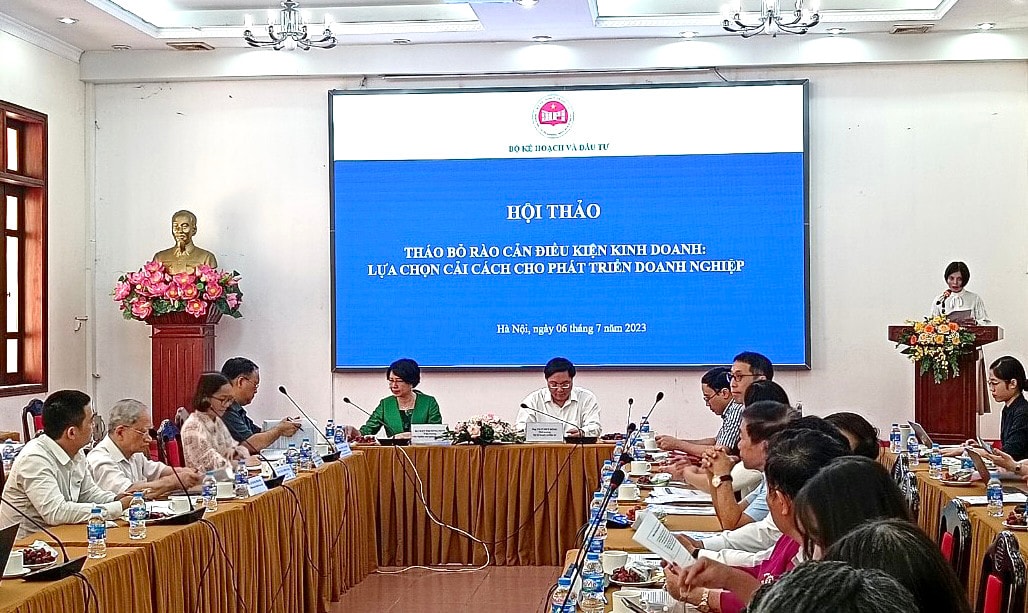 Điều kiện kinh doanh có xu hướng mở rộng và khắt khe hơn -0