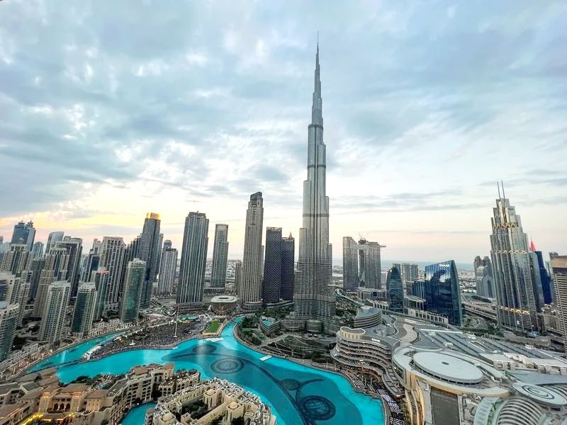 LHQ: UAE thu hút vốn đầu tư nước ngoài kỷ lục 23 tỷ USD vào năm 2022 -0