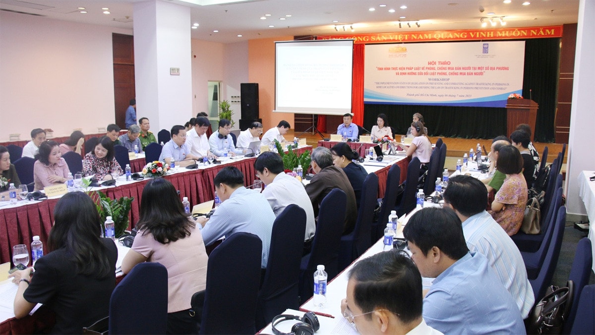 Tiếp tục hoàn thiện pháp luật về phòng, chống mua bán người -2