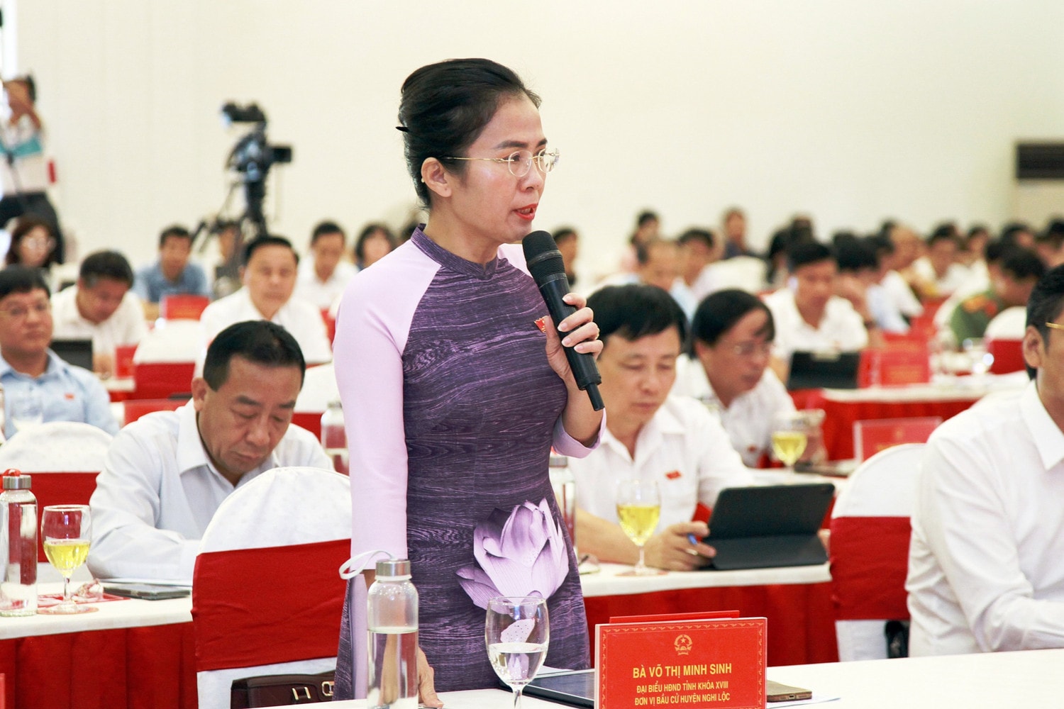 Tìm giải pháp tháo gỡ các nút thắt, “điểm nghẽn” -0