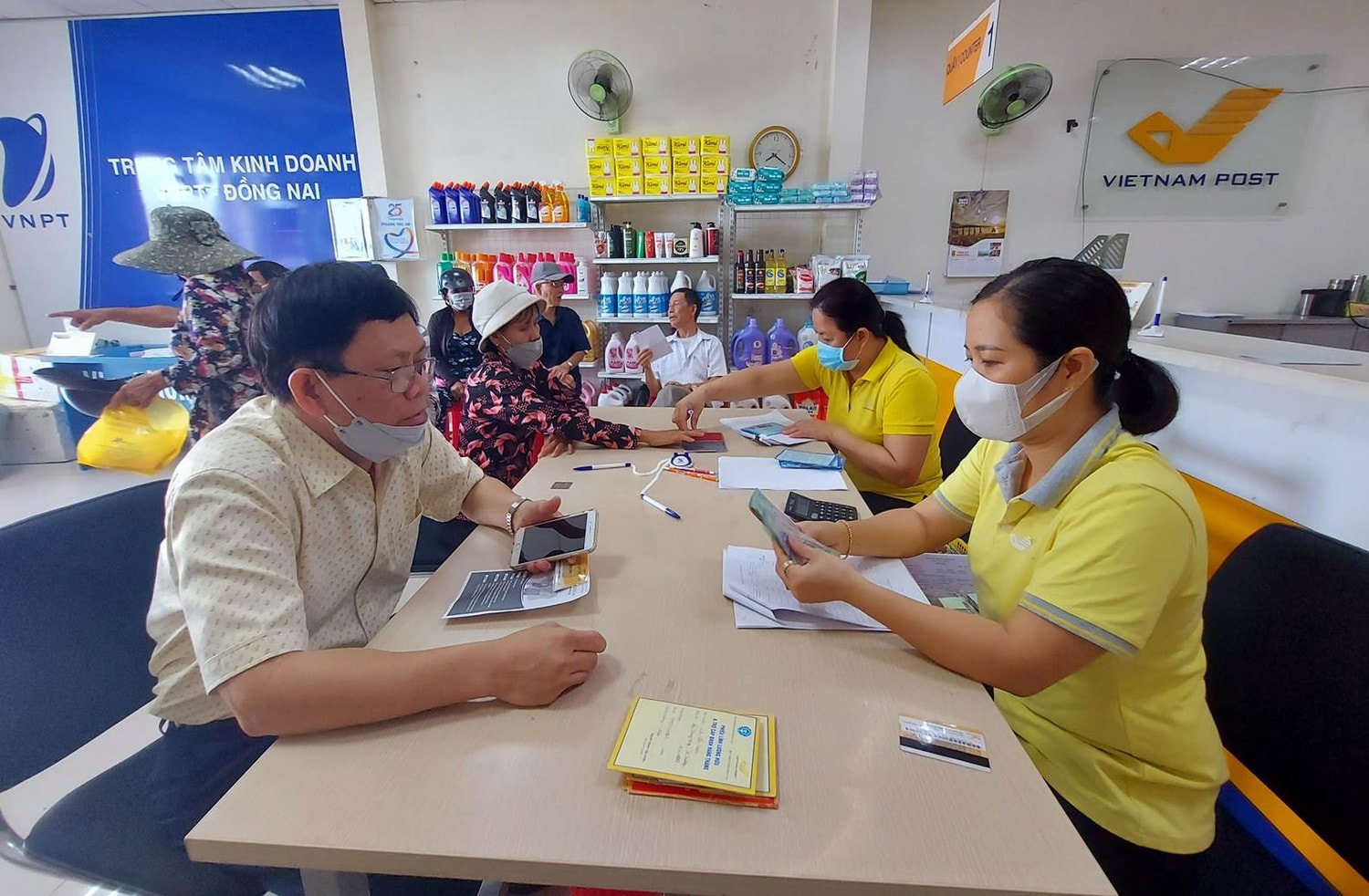 Đồng Nai: Kiểm tra công tác chi trả lương hưu, trợ cấp BHXH hàng tháng -0