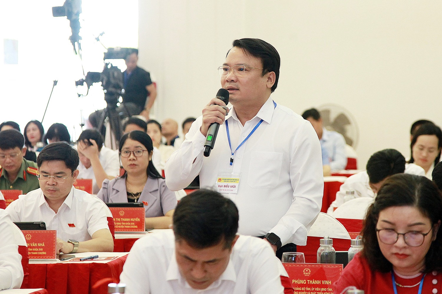 Tìm giải pháp tháo gỡ các nút thắt, “điểm nghẽn” -0