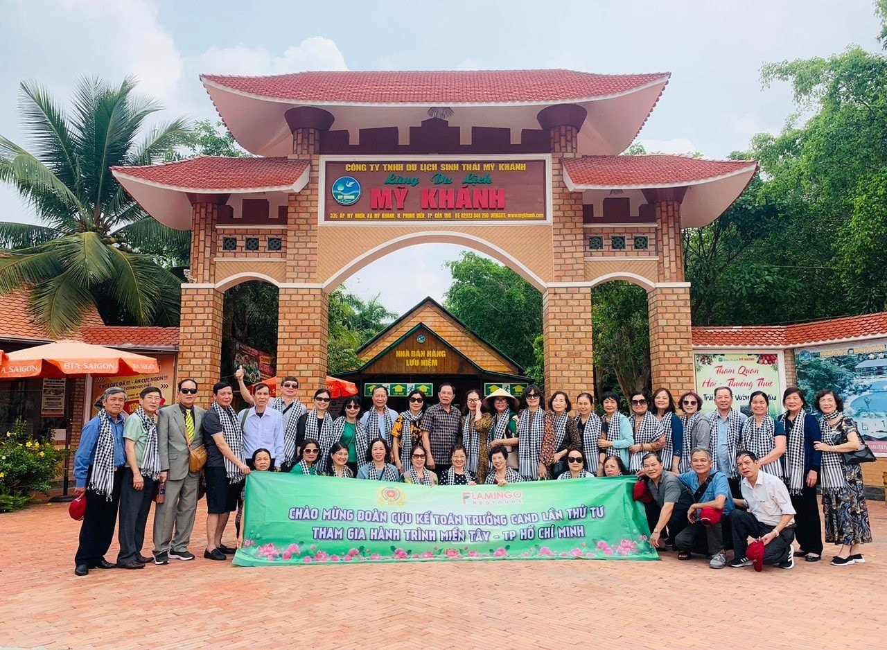 Phát triển du lịch về nguồn, tri ân các anh hùng liệt sĩ -0