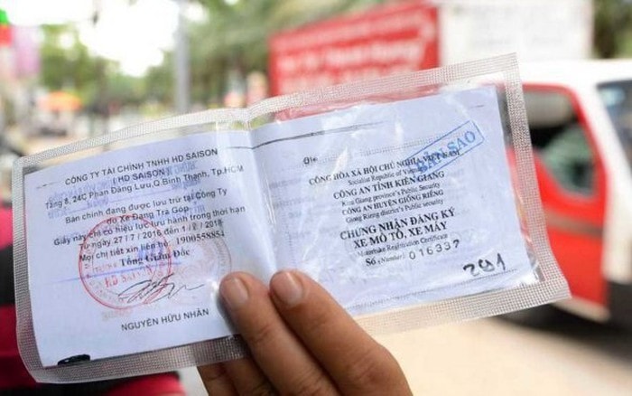 Có được dùng bản sao Giấy đăng ký xe có chứng thực khi lái xe không? -0