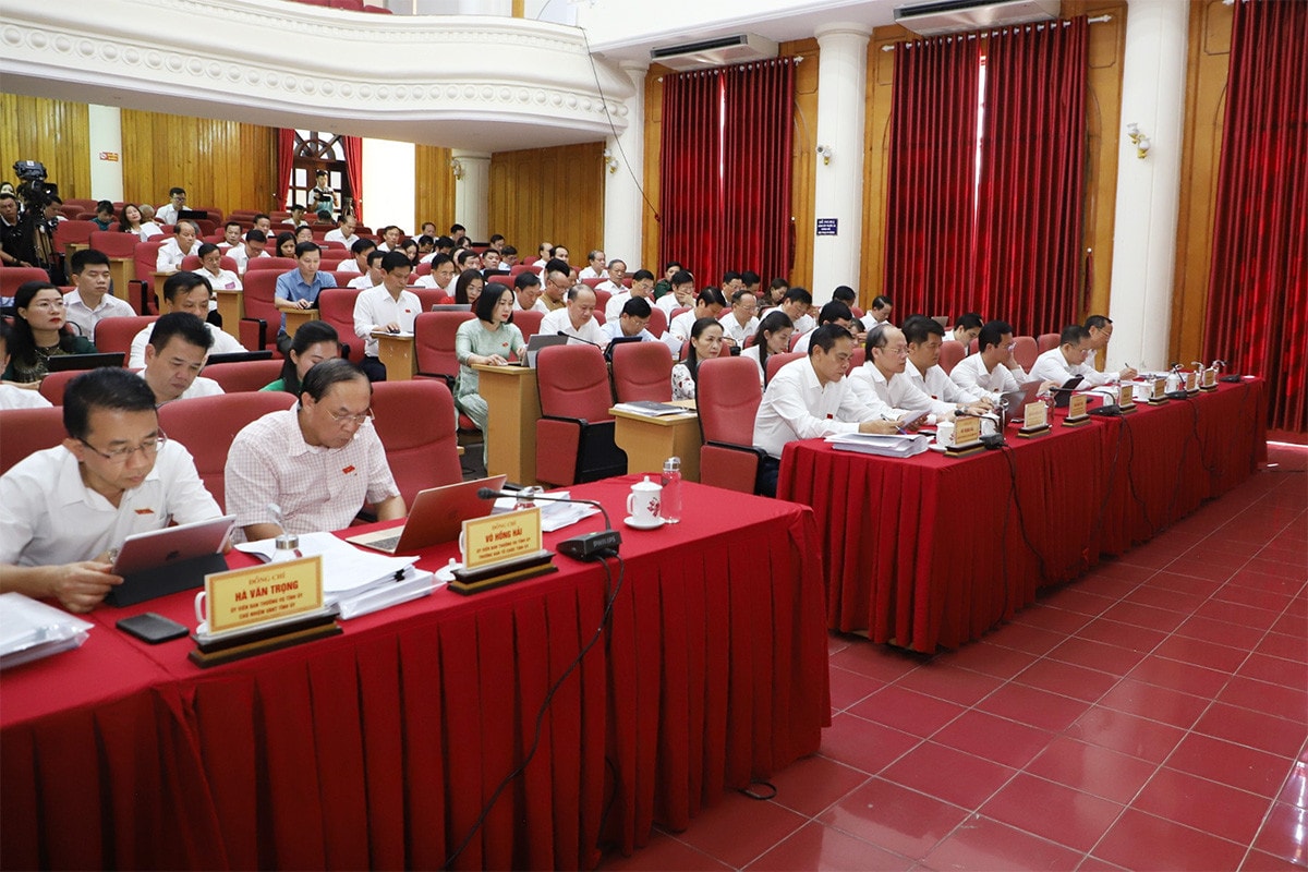 Thẳng thắn, trực diện, làm rõ nhiều vấn đề “nóng” -8