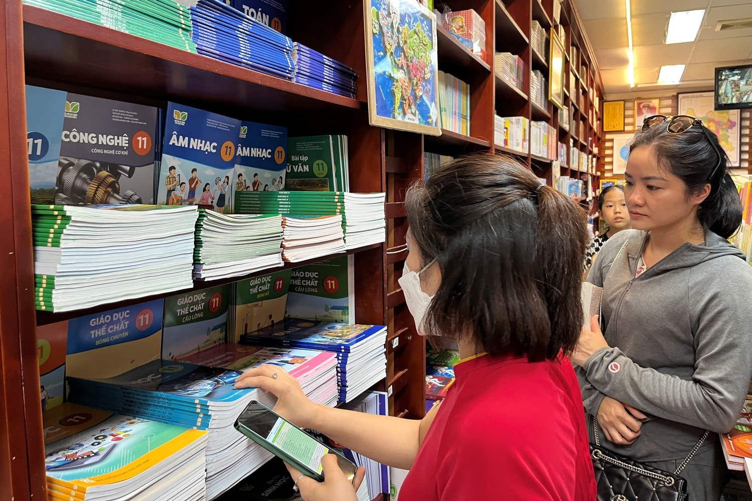 NXB Giáo dục Việt Nam nói gì về lo ngại thiếu sách giáo khoa trước thềm năm học mới? -0